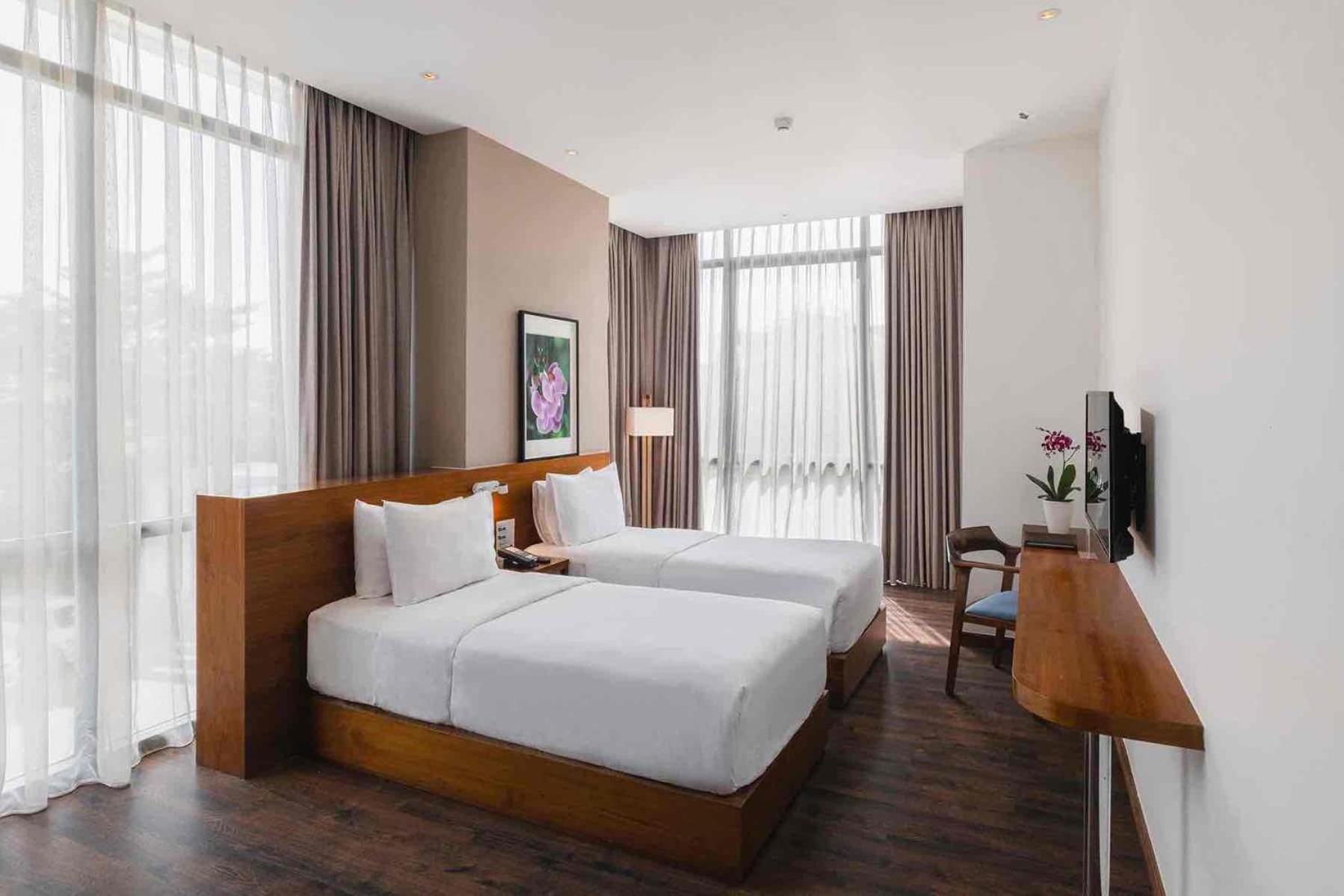 होटल Veranda Serviced Puri 4*